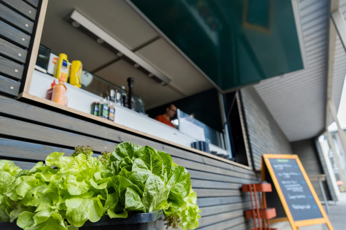 AISHIFT-Duesseldorf-event-location-food-2